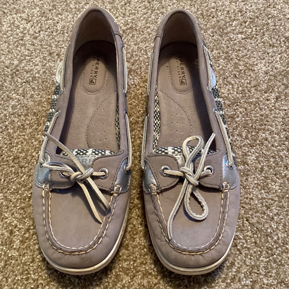 Sperry Top Sider women’s size 8 shoes. Silver and gray, leather